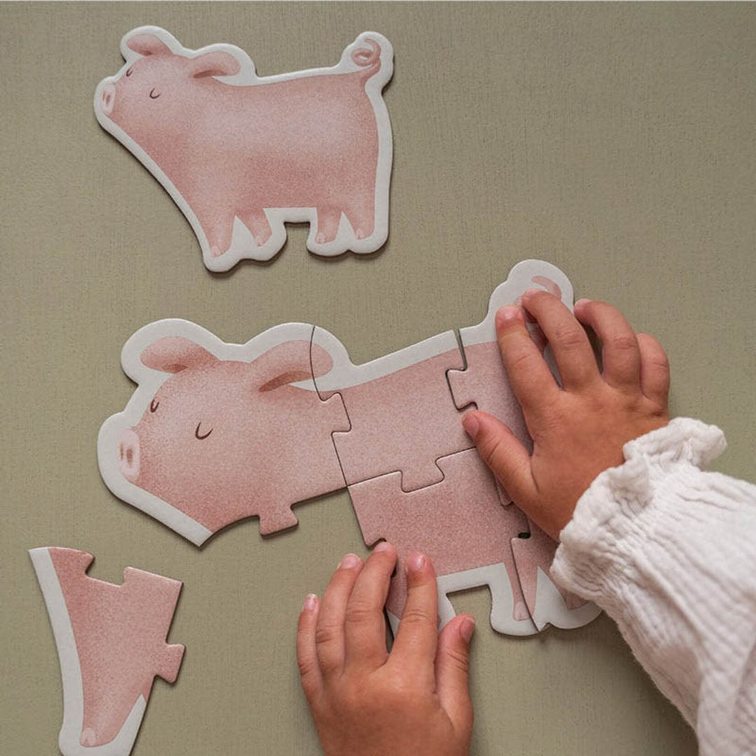 Little Dutch 6-in-1 legpuzzel met boerderijdieren uit de Little Farm collectie, educatief en kleurrijk.