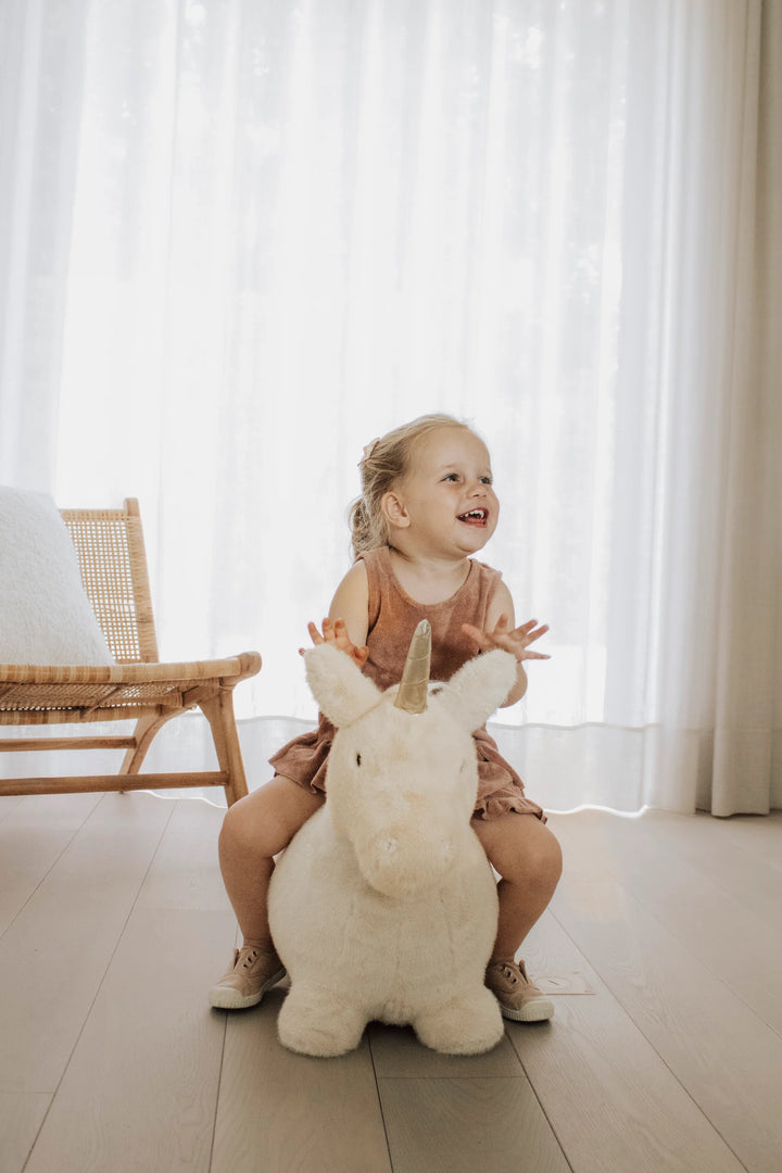 Wild & Soft - Skippy Dier Soft Bouncies Unicorn