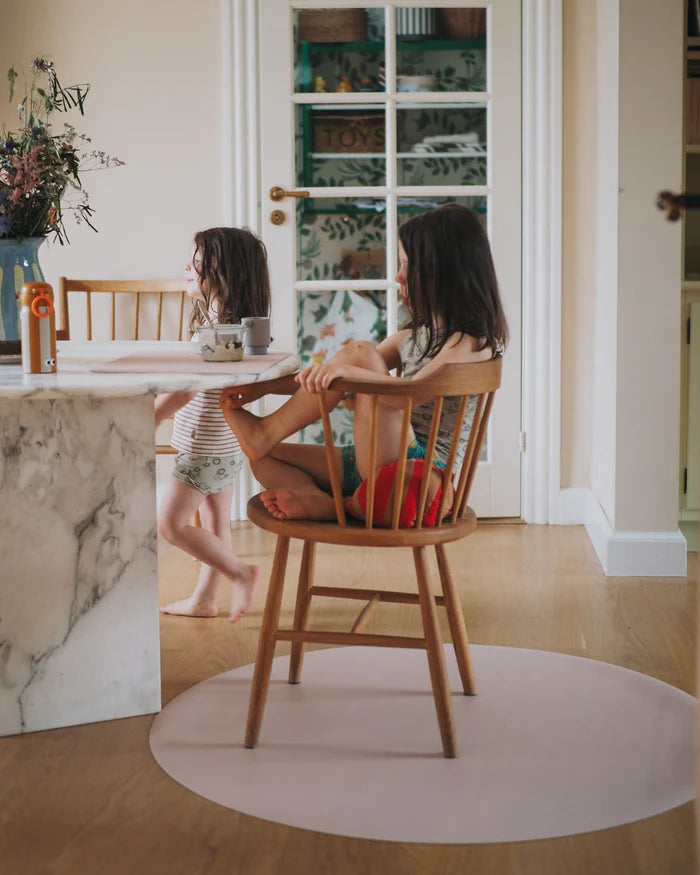 Ronde Noui Noui knoeimat van vinyl in de kleur Nude, Ø 115 cm