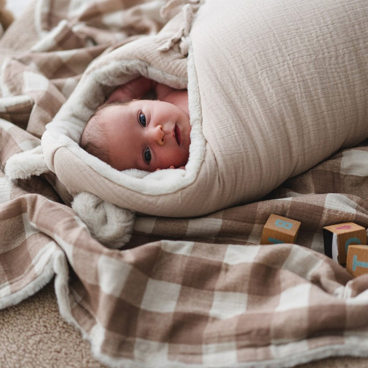 Babyshower - Wikkeldeken Angel Teddy | Latte Powder