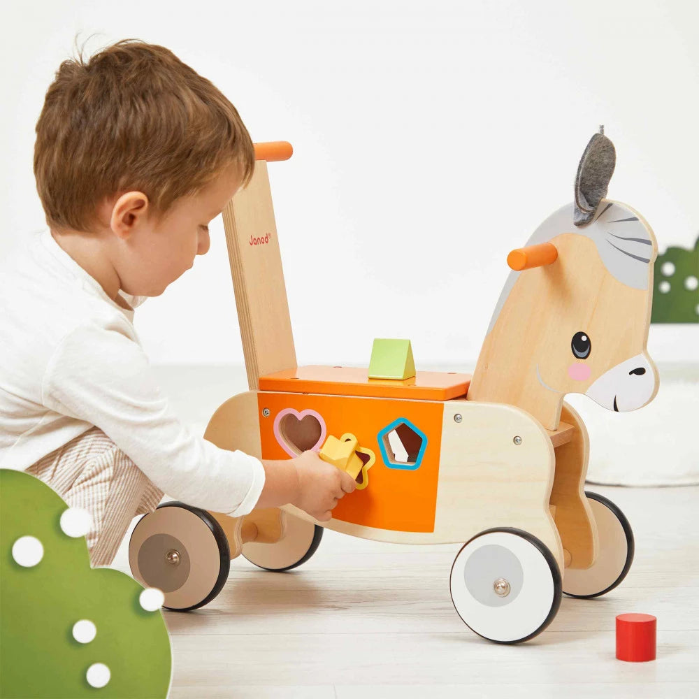 Houten loopwagen ezel van Janod met vormendoos voor baby’s vanaf 12 maanden