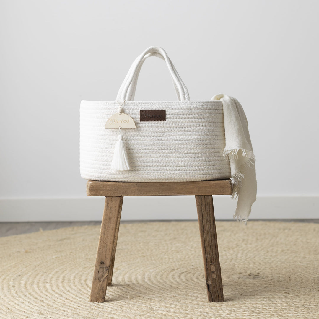 Yunioo Oslo Diaper Caddy White, stijlvolle opbergmand met boho-kwast en uitneembare verdeler